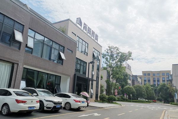 成功簽定 澤禹幕墻 網站公司升級改版合同